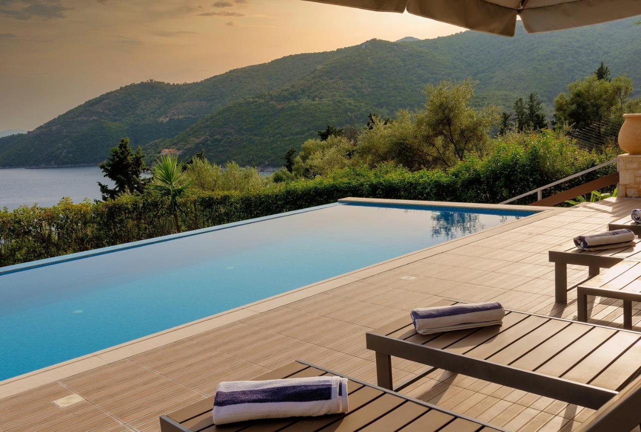 Ionian Diamond Villas Mikros Gialos Exterior foto