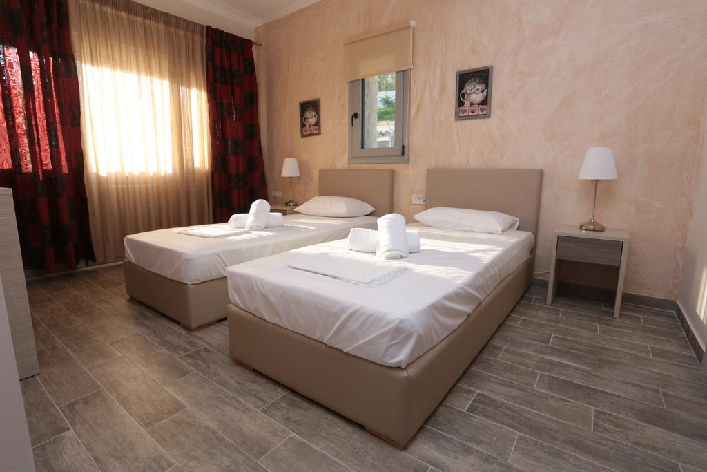 Ionian Diamond Villas Mikros Gialos Exterior foto